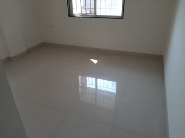 Room in 3 BHK Apartment at Bhide Bhadane Bhidewadi, Vadgaon Budruk – for Rent