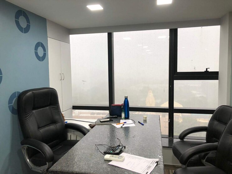 Team Area, navratna-corporate-park Commercial Office Space 1050 Sq.Ft. In Ashok Vatika Ahmedabad 9129827