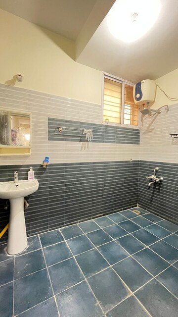 Team Area in 3 BHK Builder Floor at Hsr Layout – for Rent