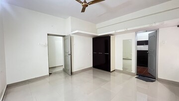 Room in 3 BHK Builder Floor at Hsr Layout – for Rent