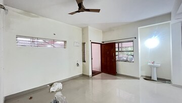 Room in 3 BHK Builder Floor at Hsr Layout – for Rent