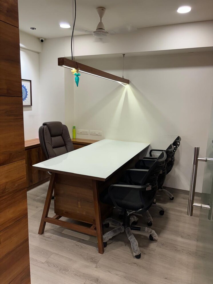 Team Area, true-westgate-business-bay Commercial Office Space 685 Sq.Ft. In Makarba Ahmedabad 9129853