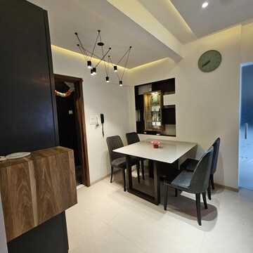 Team Area in 2 BHK Apartment at Prabhadevi – for Rent