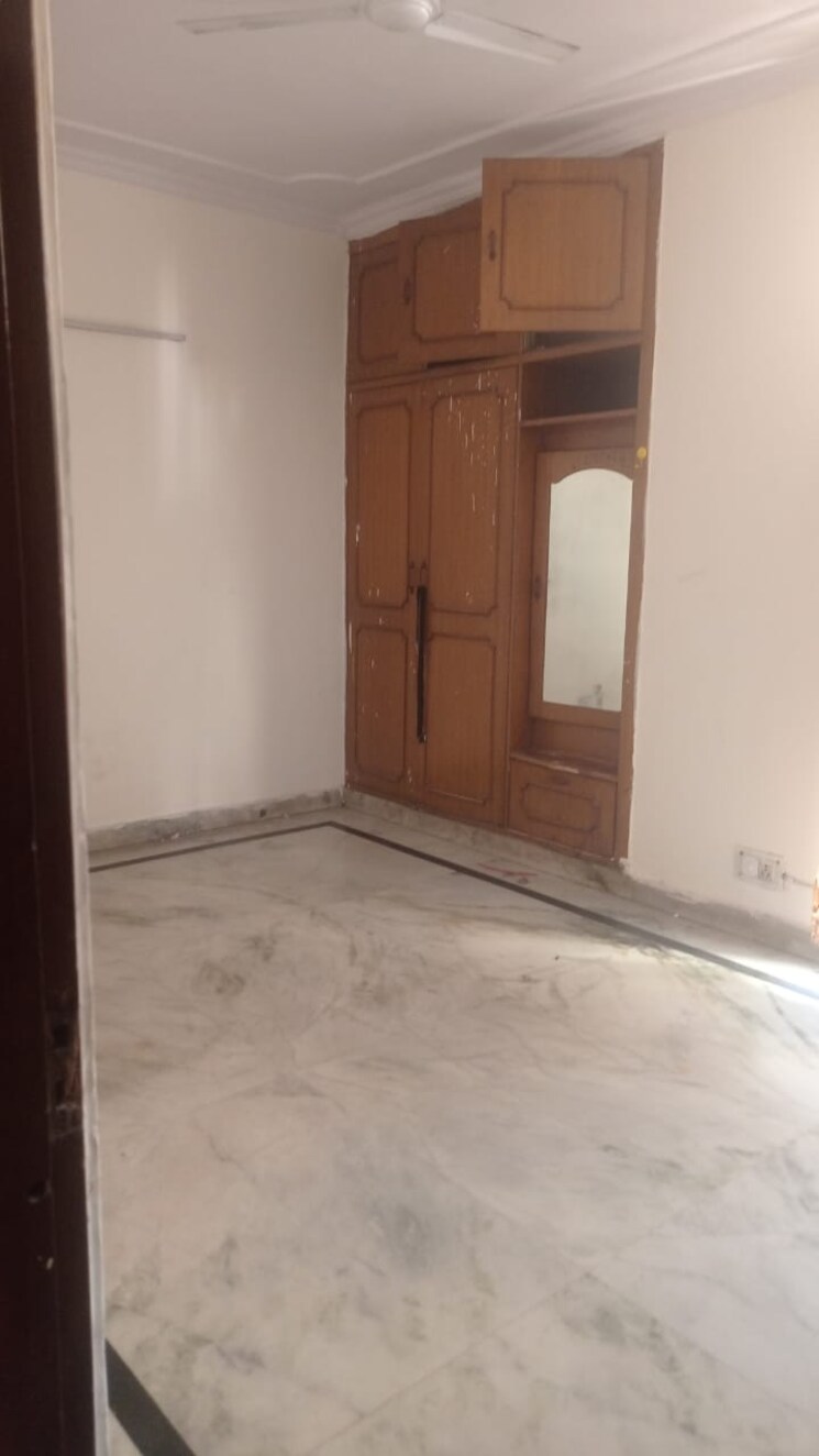 Room, rwa-apartments-sector-40 3 Bedroom 1900 Sq.Ft. Independent House In Sector 40 Noida 9129917