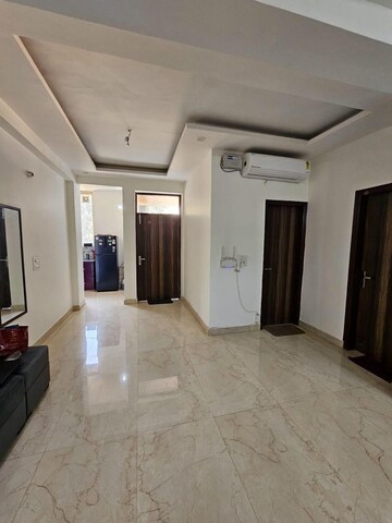 Room in 1 BHK Builder Floor at Ansal Sushant Lok I, Sector 43 – for Rent