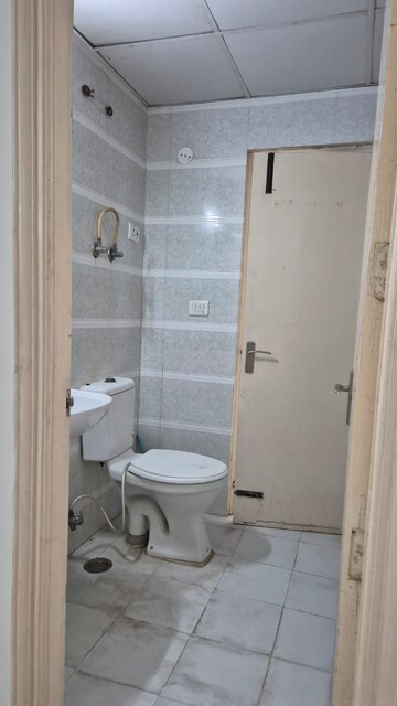 Bathroom in 3 BHK Apartment at Sector 49 – for Rent