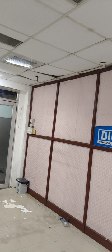 Building Lobby in  Office Space at Vardhman Star Shop Mall, Sector 19 – for Rent