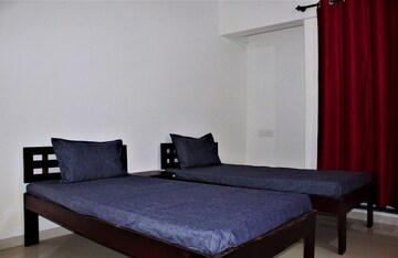 Room in  Pg at Majiwada – for Rent