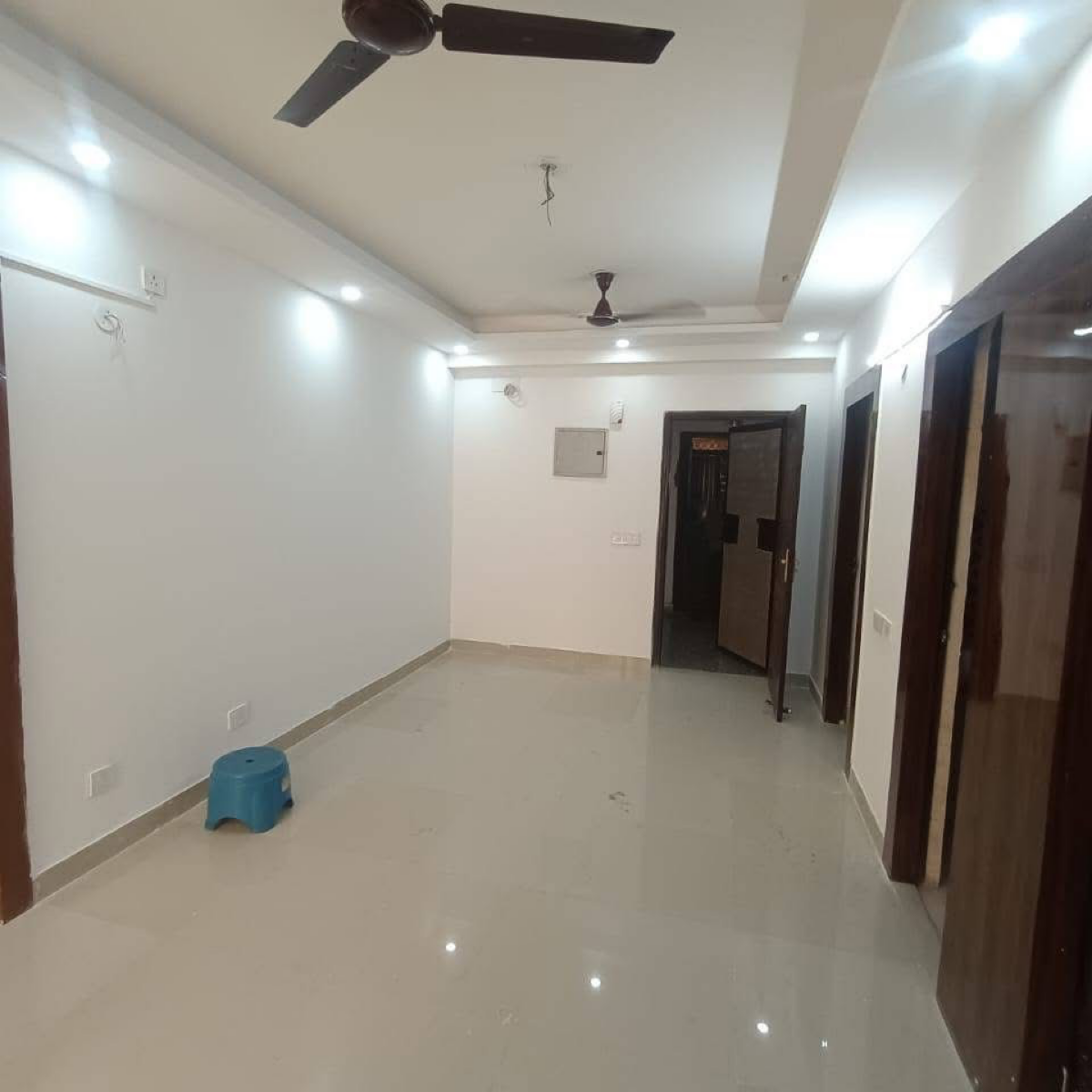 2.5 BHK + Study Room Apartment For Rent in Supertech Cape Town