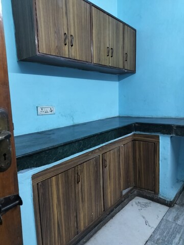 Kitchen in 2 BHK Builder Floor at Sector 49 – for Rent