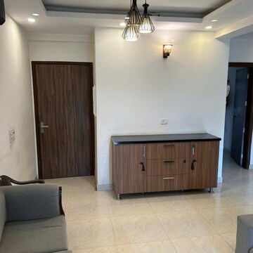Room in 3 BHK Apartment at Express Zenith, Sector 77 – for Rent