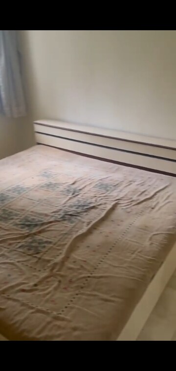 2 BHK Apartment For Rent in Juhu Versova Link Road