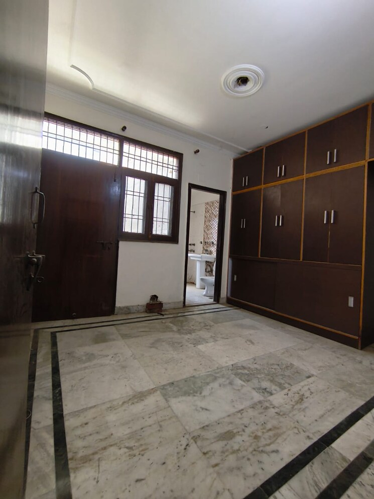 Room, the-mahesh-cghs 3 Bedroom 1600 Sq.Ft. Apartment In Sector 21c Faridabad 9129970