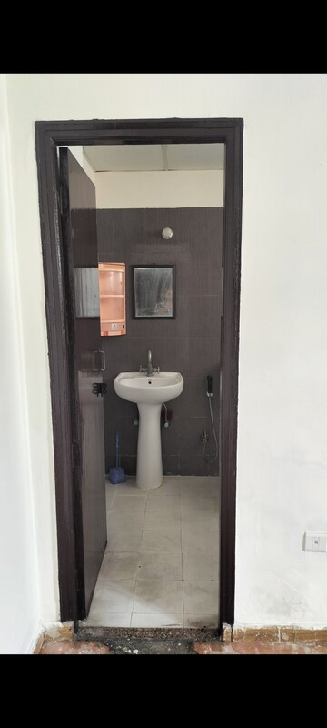Bathroom in 3 BHK Apartment at SRS Royal Hills, Sector 87 – for Rent