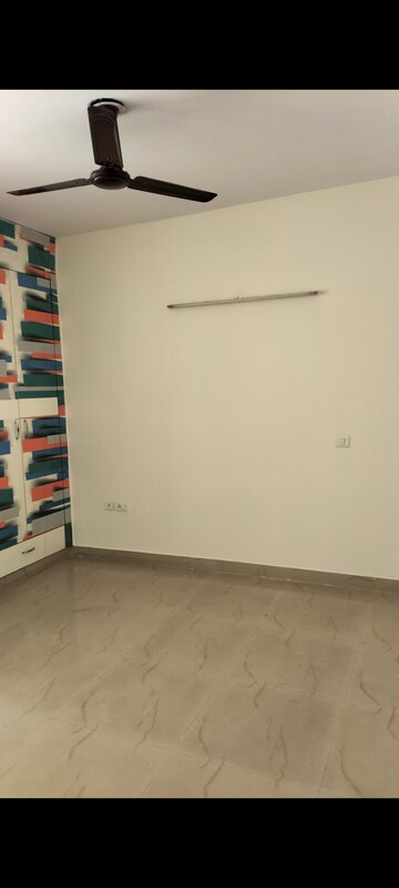 Room in 3 BHK Apartment at SRS Royal Hills, Sector 87 – for Rent
