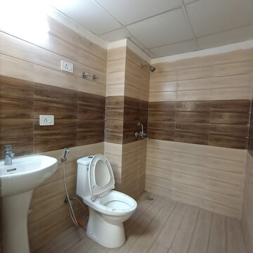 Bathroom in 3 BHK Apartment at Express Zenith, Sector 77 – for Rent