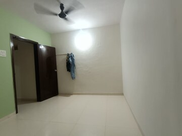 Room in 1 BHK Apartment at Kopar Khairane – for Rent