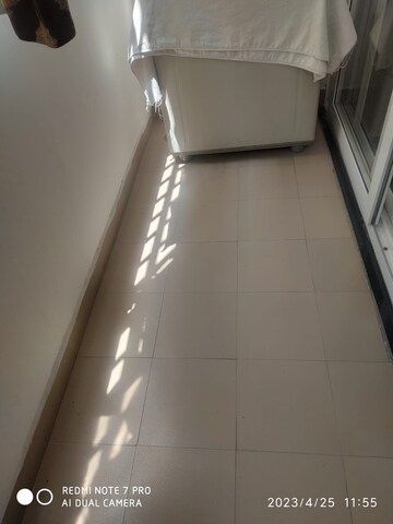 Staircase in 3 BHK Apartment at Shiva Motia Huys, Pir Machalla – for Sale