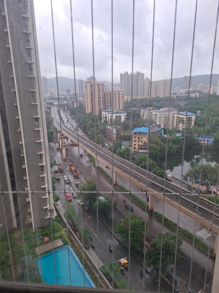 Balcony, kalpataru-paramount 2 Bedroom 527 Sq.Ft. Apartment In Kapur Bawdi Thane 9130011