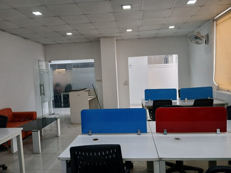 Team Area, sector 63 Commercial Office Space 1202 Sq.Ft. In Sector 63 Noida 9130004