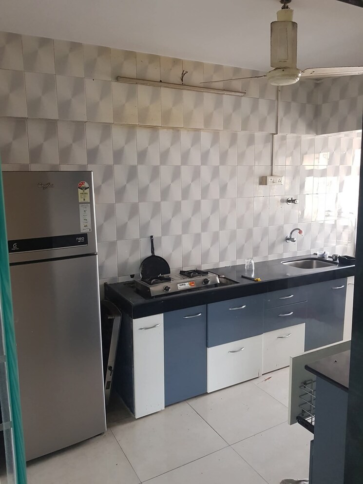 Kitchen, vile parle east 3 Bedroom 1100 Sq.Ft. Apartment In Vile Parle East Mumbai 9130045