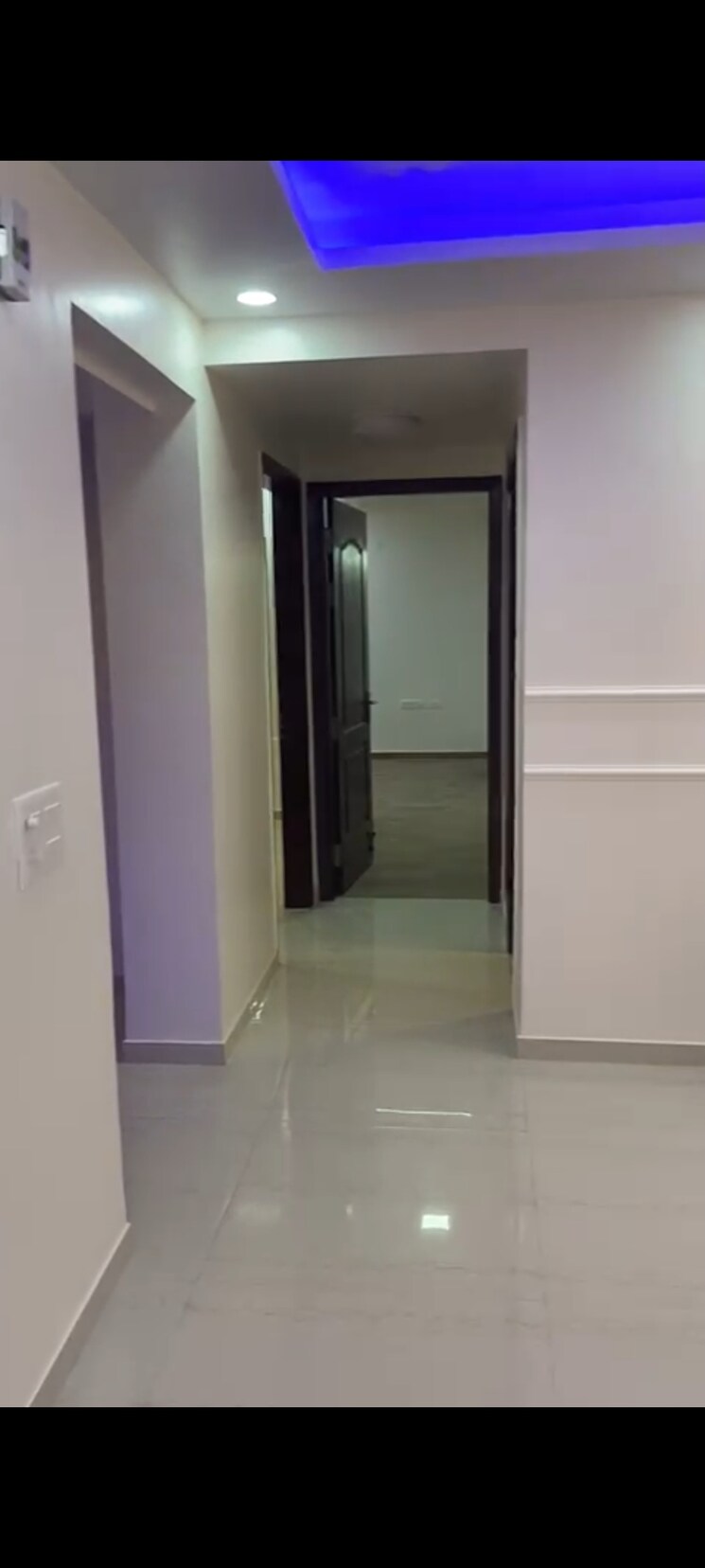 Room, omaxe-royal-residency-faridabad 3 Bedroom 1685 Sq.Ft. Apartment In Sector 79 Faridabad 9130050