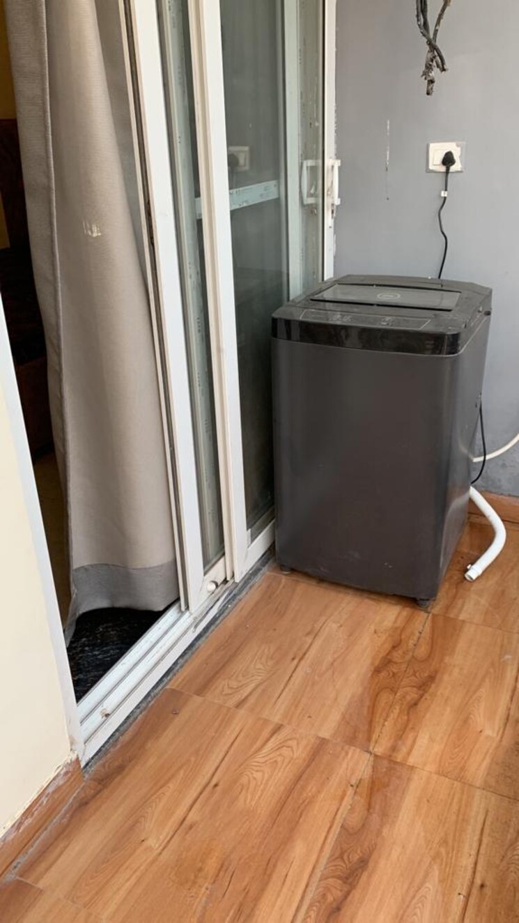 undefined, dlf-regal-gardens 3 Bedroom 1702 Sq.Ft. Apartment In Sector 90 Gurgaon 9130071