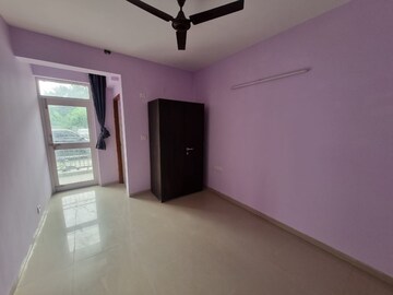 Room in 1 BHK Apartment at Adani Aangan, Sector 89a – for Rent