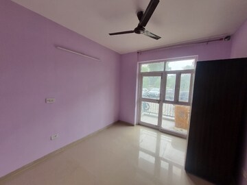 Room in 1 BHK Apartment at Adani Aangan, Sector 89a – for Rent