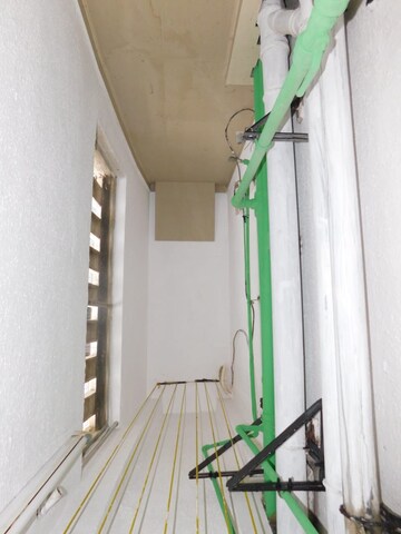 Staircase in 2 BHK Apartment at Kalpataru Estate Mumbai, Jogeshwari East – for Rent