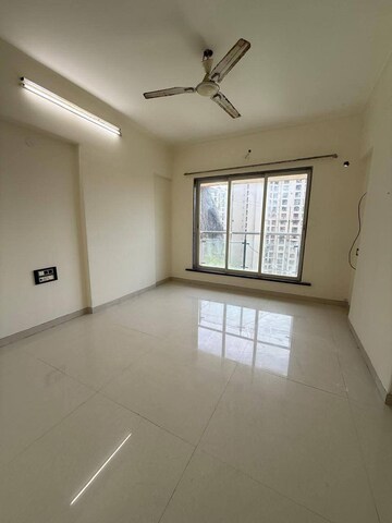 Room in 2 BHK Apartment at Andheri West – for Rent