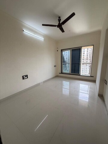 Room in 2 BHK Apartment at Andheri West – for Rent
