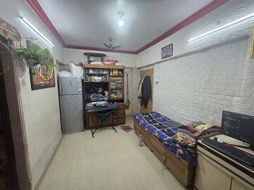 Room in 1 BHK Apartment at Sri Pooja Residency, Bhayandar West – for Rent