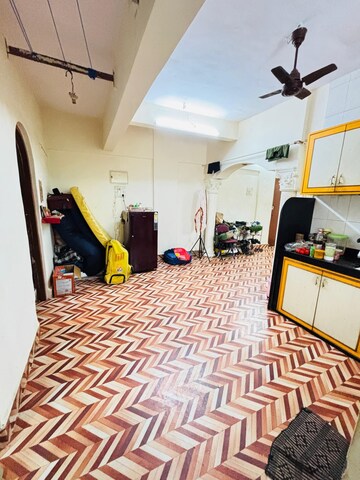 Living Room in 2 BHK Apartment at Andheri West – for Rent