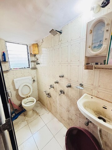 Bathroom in 2 BHK Apartment at Andheri West – for Rent