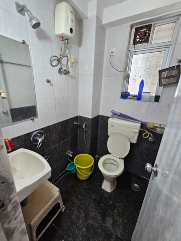 Team Area in 1 BHK Apartment at Dheeraj Enclave, Borivali East – for Rent