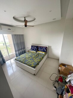 1 BHK + Pooja Room Apartment For Sale in Rassaz Greens