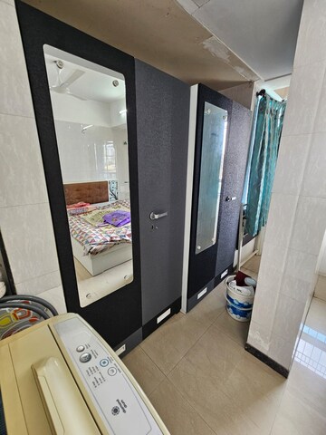 Team Area in 3 BHK Apartment at Radha Madhav, Borivali East – for Rent