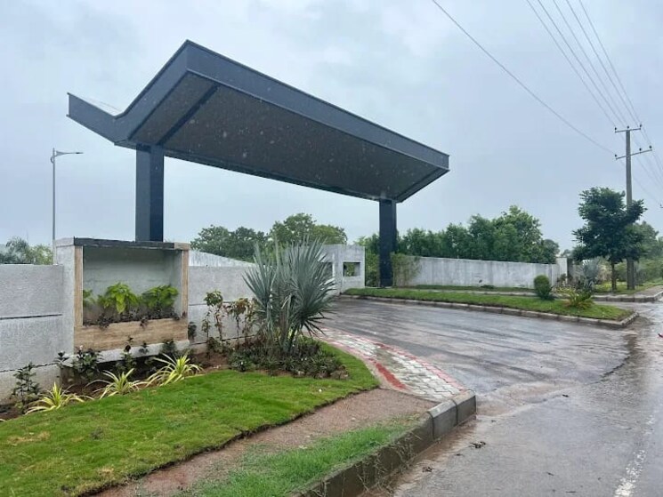Listing Cover Image