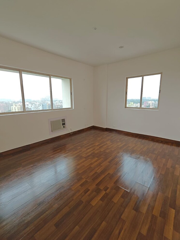 Room, sunny-fort 3 Bedroom 21000 Sq.Ft. Apartment In Rajarhat Kolkata 9130291