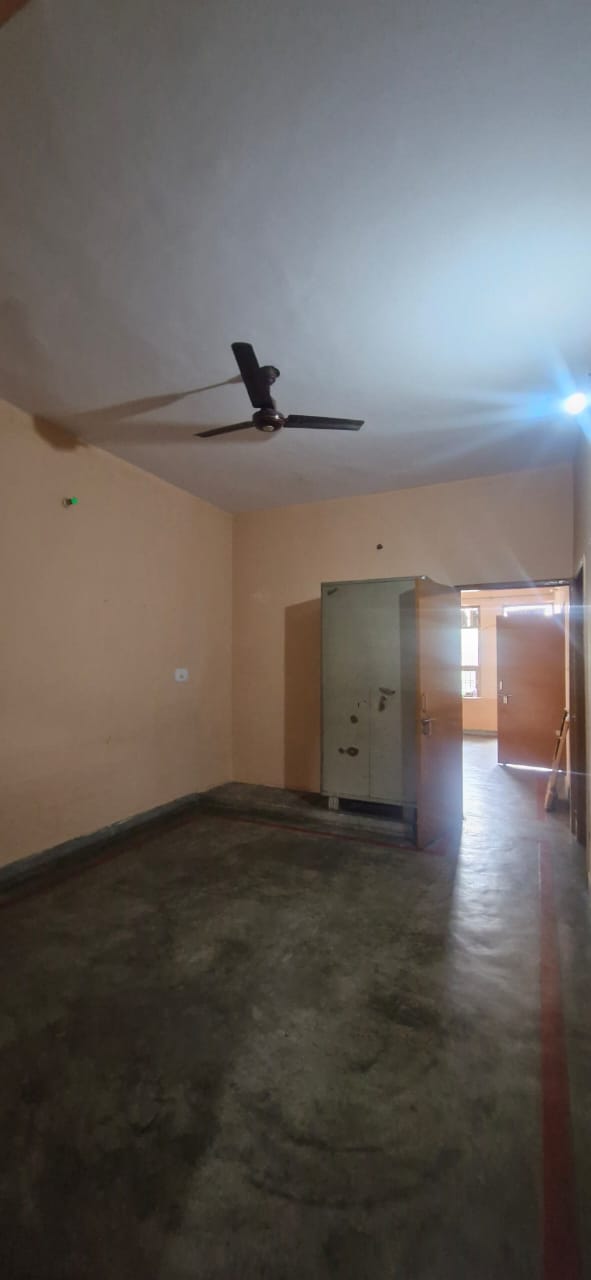 2 BHK + Pooja Room Independent House For Rent in Faridabad Sector 7