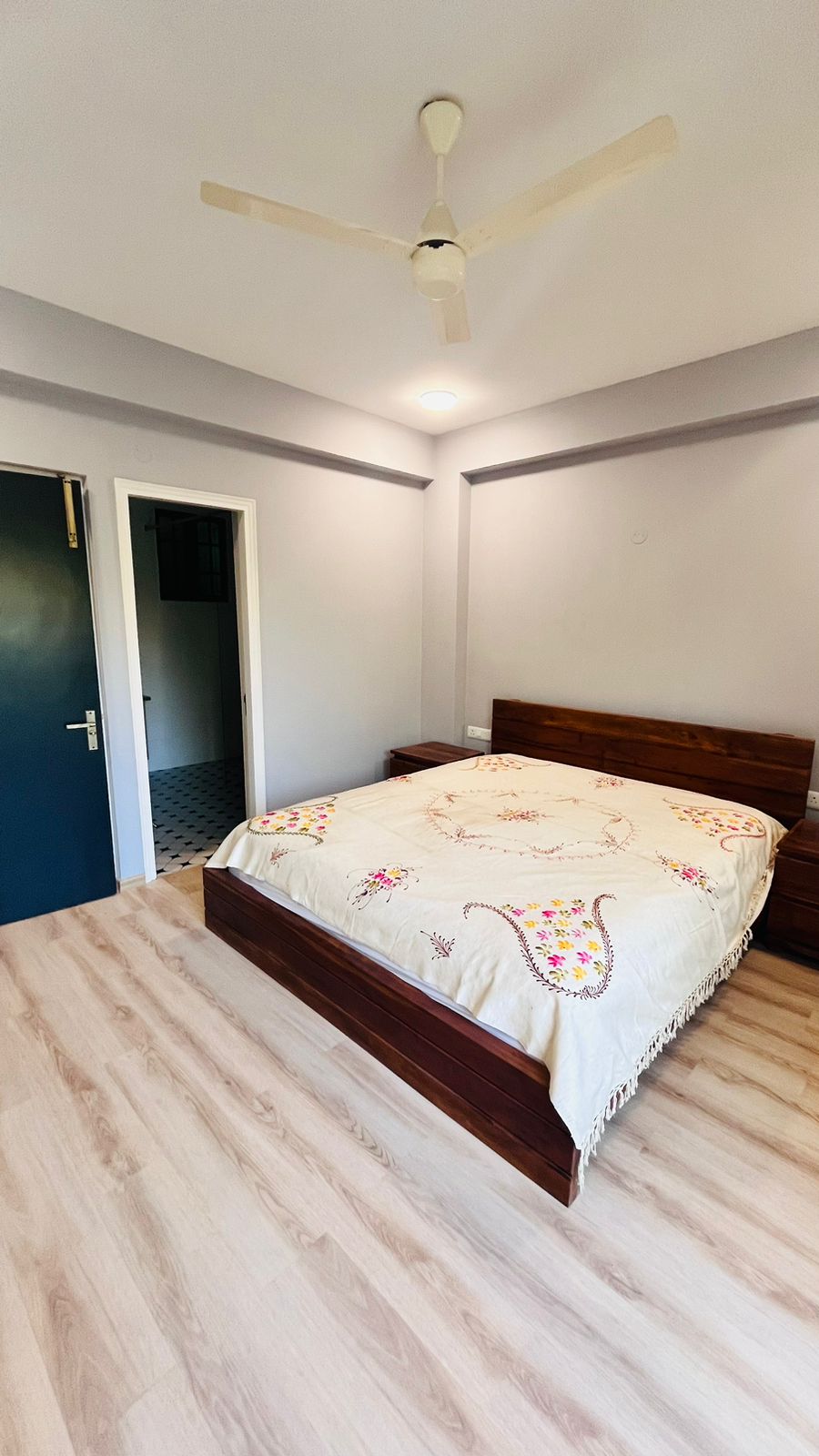 3 BHK Apartment For Sale in New Friend Colony B.Block 