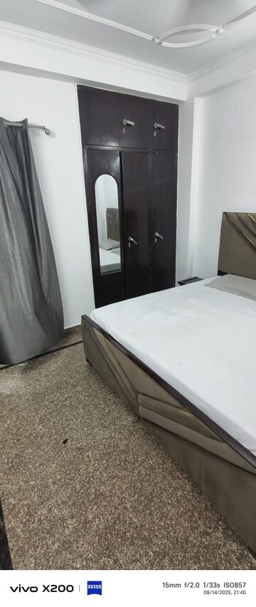 Bedroom in 3 BHK Builder Floor at Unitech South City II, Sector 50 – for Rent