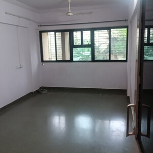 Room in 2.5 BHK Villa at Unnat Nagar 43-44, Goregaon West – for Sale