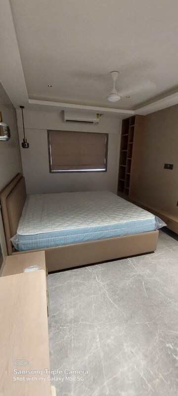 3 BHK Apartment For Rent in Giriraj Apartments, Altamount Road