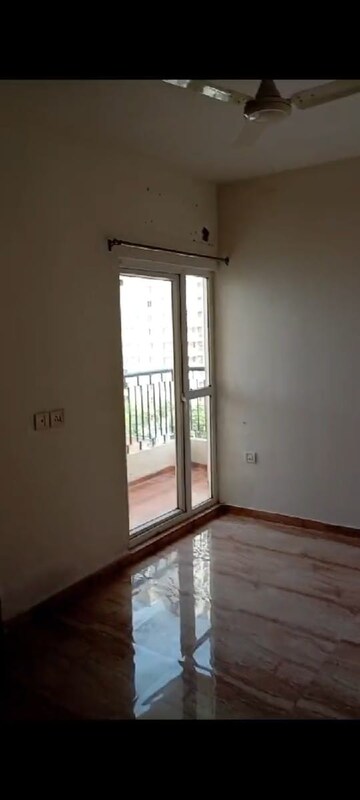 Room in 2 BHK Apartment at Pivotal Devaan, Sector 84 – for Rent