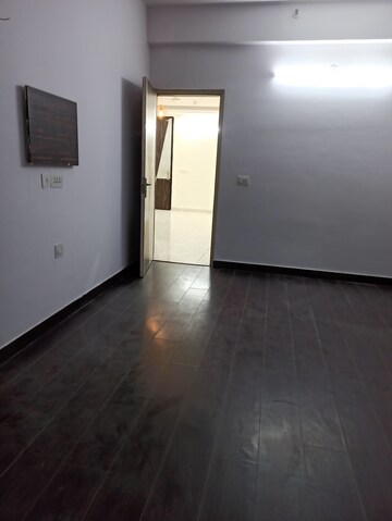 Master Bedroom in 2.5 BHK Apartment at Ajnara Ambrosia, Sector 118 – for Rent