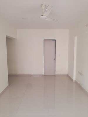 Room in 2 BHK Apartment at Om Sai Chembur Nandadeep CHS, Chembur – for Sale