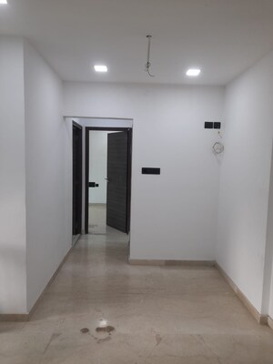 Room in 2 BHK Apartment at Sabari Shaan, Chembur – for Sale