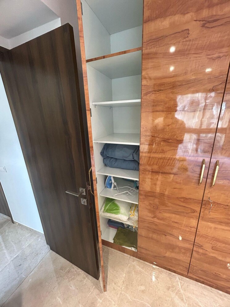 undefined, hiranandani-regent-hill 1 Bedroom 379 Sq.Ft. Apartment In Powai Mumbai 9130633